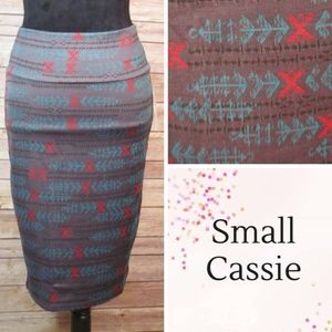 NWT LuLaRoe Small Cassie pencil skirt